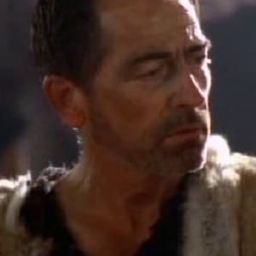 Chris Bailey - Bloodlines演員 飾演Angus