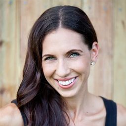 Tara Jade Borg - Dance Academy: The Movie演員 飾演Paralegal