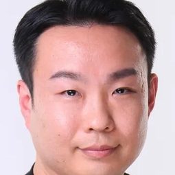 関 幸司 - 孤独な19時演員 飾演