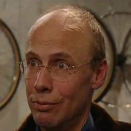 Peter Hausmann - Picknick im Schnee演員 飾演