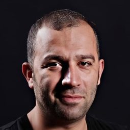 賽福克·邱盧 飾演 Necdet (Neco)