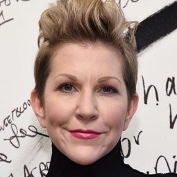 喬伊斯•迪多納托 - 柴科夫斯基伊奧蘭塔公主巴托克藍鬍子的城堡演員 飾演Self - Host