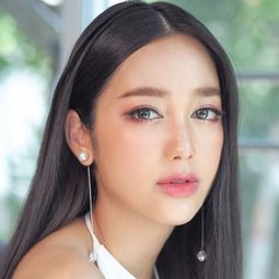 Arpa Pawilai 飾演 Muay