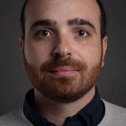 艾瑞克·諾塔尼可拉 - 艾瑞克·安德烈：通通合法化導演