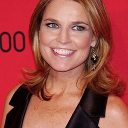 Savannah Guthrie 飾演 