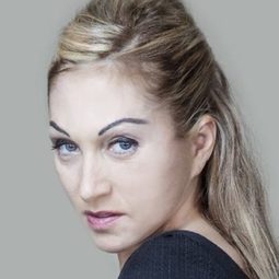 Erica Grant - 擊情演員 飾演Nurse