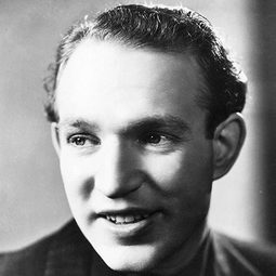 Patrick Barr - Golden Arrow演員 飾演Hedy's Husband