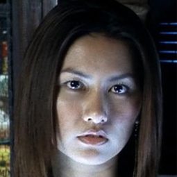 妮克蒂·利保倫 飾演 Duan