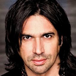 Ildebrando d'Arcangelo - Donizetti: L'elisir d'amore演員 飾演Dulcamara