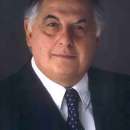 安迪·西達裏斯 - 美女特工隊導演