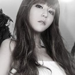 Nao 飾演 Kiku Onoda