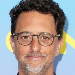 葛蘭·海斯洛夫 - 烈燄狂峰演員 飾演Greg