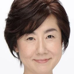 佐藤しのぶ 飾演 
