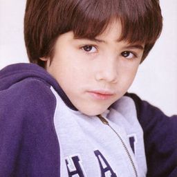 Allen Alvarado 飾演 Young Damon