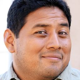 Roman Arabia - 罪犯艾蜜莉演員 飾演Security Guard