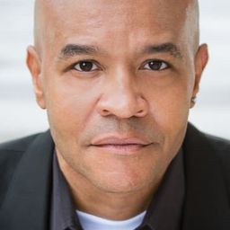 Kevin Jiggetts - 震盪效應演員 飾演FBI Agent