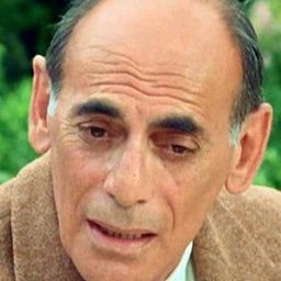 John Bennett 飾演 Pete