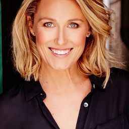 Allison Cratchley 飾演 Michelle Reid