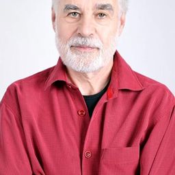 Thomas Hauff 飾演 Dr. William Edelman