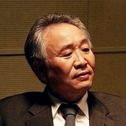 李鐘求 - R2B：獵鷹行動演員 飾演Minister of Unification