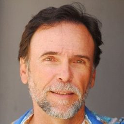 David Gautreaux 飾演 Phillip