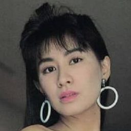 Chika Nakagami 飾演 Takashi Sato