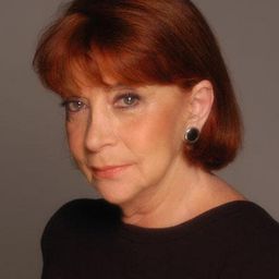 Adriana Aizemberg - 同盜淪落人演員 飾演Bank Customer