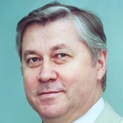 Sergei Aleksashkin 飾演 Isaac Mendoza