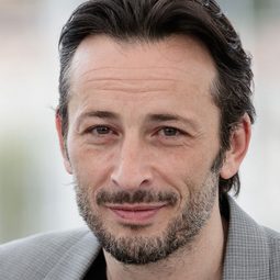 Michaël Cohen - Croque monsieur演員 飾演M. Becot / l'ambassadeur