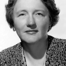 Marjorie Main 飾演 Mrs. Strabel