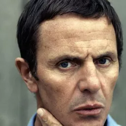 Heinz Bennent 飾演 Heinrich