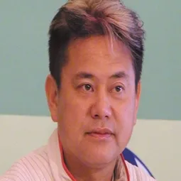 陳百祥 - 神勇雙妹嘜演員 飾演Handsome