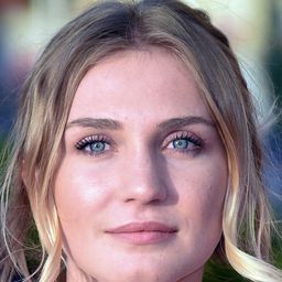 Laetitia Clément 飾演 Olivia