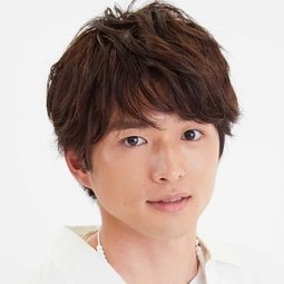 白洲迅 - 10万分の1演員 飾演Sho Hinase