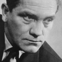 Rudolf Deyl 飾演 Ervin Herold, Pilot