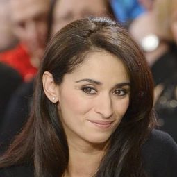 拉奇妲布拉克尼 - Cheba Louisa演員 飾演Djemila