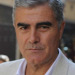 薩烏爾·利沙佐 飾演 Javier Pérez Harris