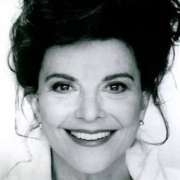 Bette Ford 飾演 Mrs. Berman