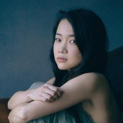 安部春香 - After the World Ended演員 飾演Sarama / Sarameya