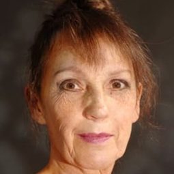 Martine Demaret 飾演 La mère de Xavier