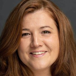 Úrsula Gutiérrez - 餘愛裊裊演員 飾演Clienta