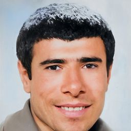 İlyas Salman 飾演 Old man