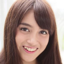 Nabilah Ratna Ayu 飾演 Nadia