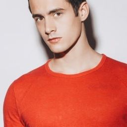 Daniele La Leggia 飾演 Gabriele