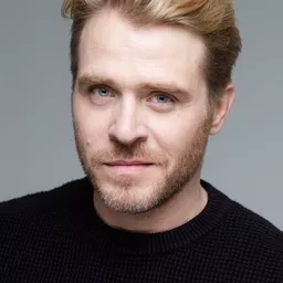 亨瑞克・諾蘭 飾演 Lasse Karlsson