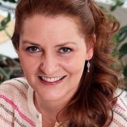 Nicoline Hummel - Labyrinthus演員 飾演Verpleegster