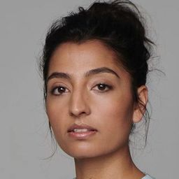 艾洛拉·托西亞 飾演 Alma