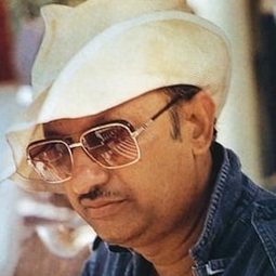 Manmohan Desai 飾演 