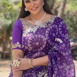 Garima Vikrant Singh 飾演 Jugun's Wife