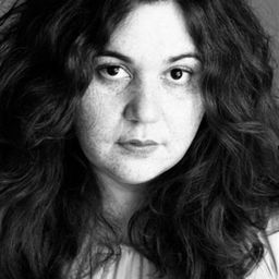 Sissi Duparc 飾演 Chantal Clément